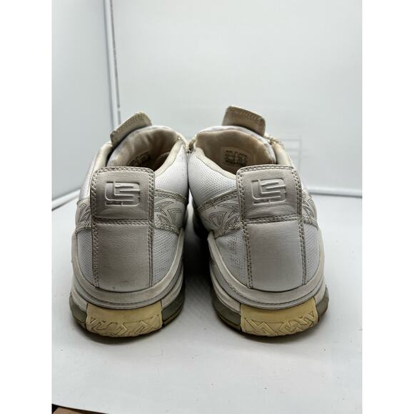 Nike Shoes Mens 13 Zoom LeBron 2 Low White Metallic Silver 310845 111 - Picture 5 of 8